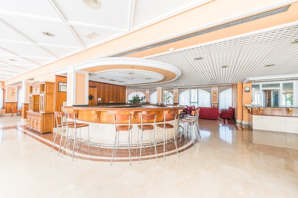 Tryp Bilbao Sondika Hotel Buitenkant foto